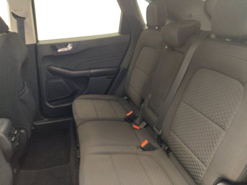 Used 2021 Ford Escape SE w/ SE Sport Appearance Package AWD/4WD image 18