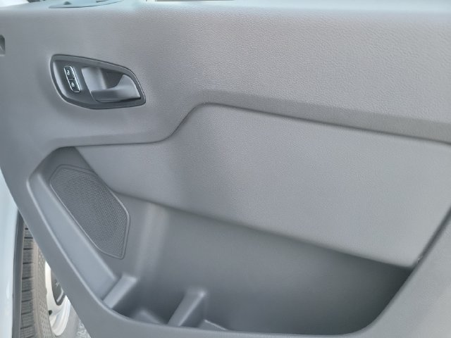 New 2027 Ford Transit 250 148 Medium Roof w/ Load Area Protection Package RWD image 18