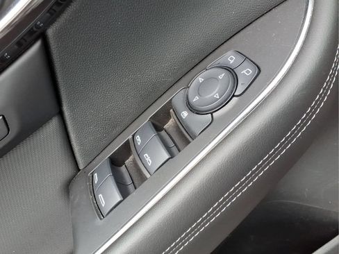 Used 2024 Buick Envision Preferred AWD/4WD image 15