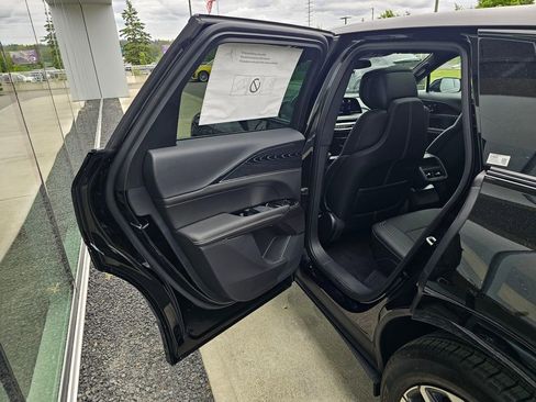 New 2026 Cadillac Lyriq Sport AWD/4WD image 15