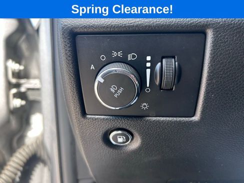 Used 2021 Jeep Grand Cherokee Limited AWD/4WD image 15