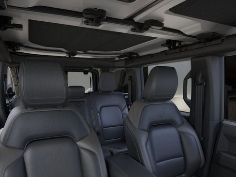 New 2026 Ford Bronco Outer Banks image 12