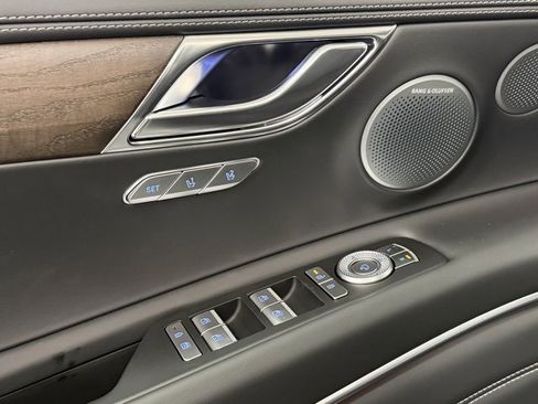 New 2026 Genesis GV80 2.5T Advanced image 12