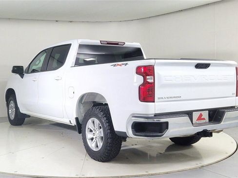 Used 2023 Chevrolet Silverado 1500 LT w/ Work Truck Package image 5