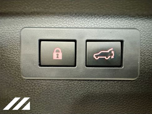 Used 2021 Subaru Forester Premium image 28