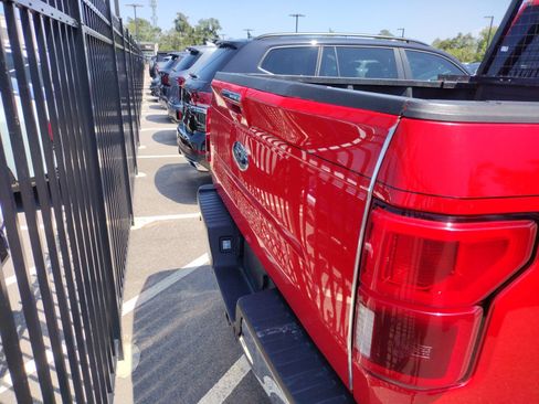 Used 2019 Ford F150 Lariat AWD/4WD image 5