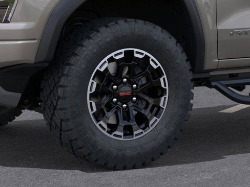 New 2026 GMC Canyon AT4 w/ LPO, Off Road Lift Package image 9