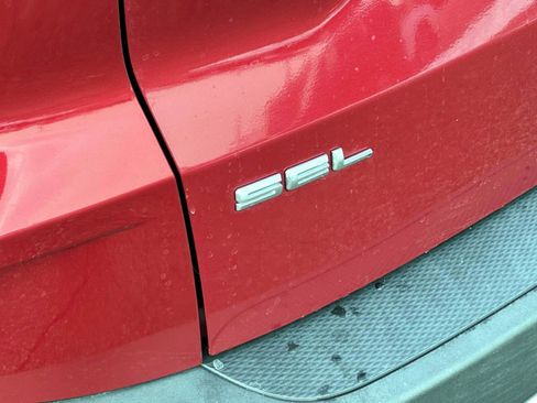 Used 2020 Ford Escape SEL image 9