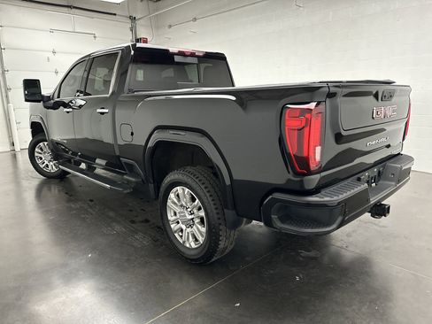 Used 2022 GMC Sierra 2500 Denali w/ Denali Ultimate Package image 9