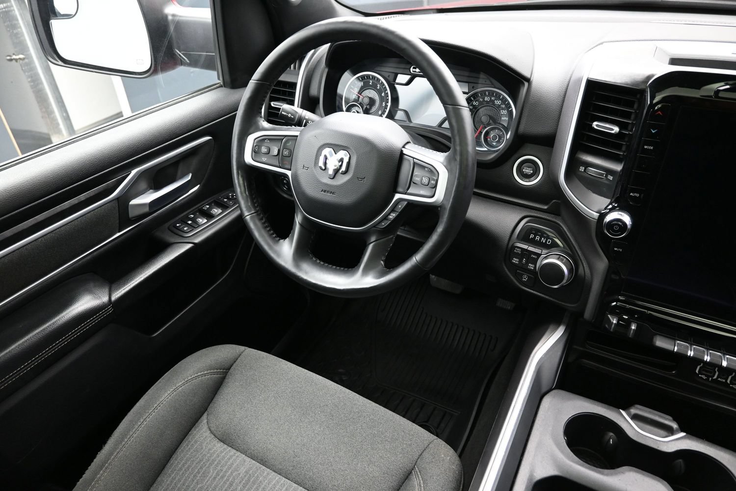 Used 2020 RAM 1500 Lone Star AWD/4WD image 24