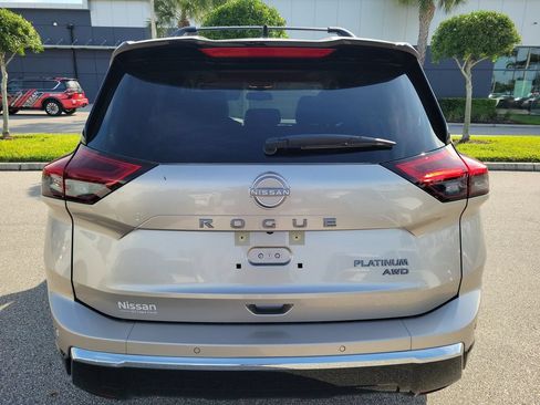 Used 2026 Nissan Rogue Platinum AWD/4WD image 3
