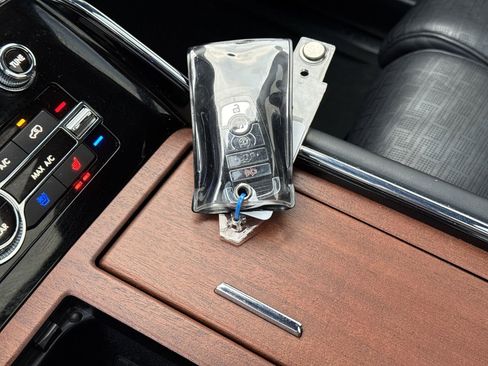 Used 2024 Lincoln Navigator L Black Label image 37