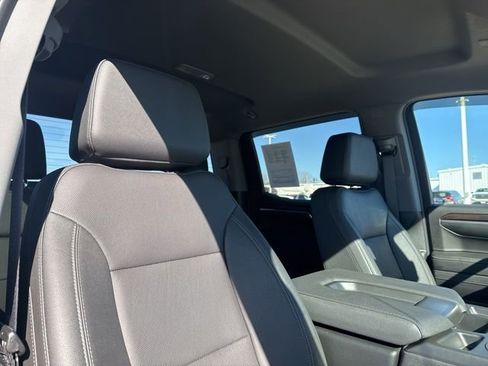 Used 2023 GMC Sierra 1500 SLT image 55
