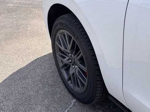 New 2025 Ford Expedition Max Platinum w/ Stealth Performance Package image 8