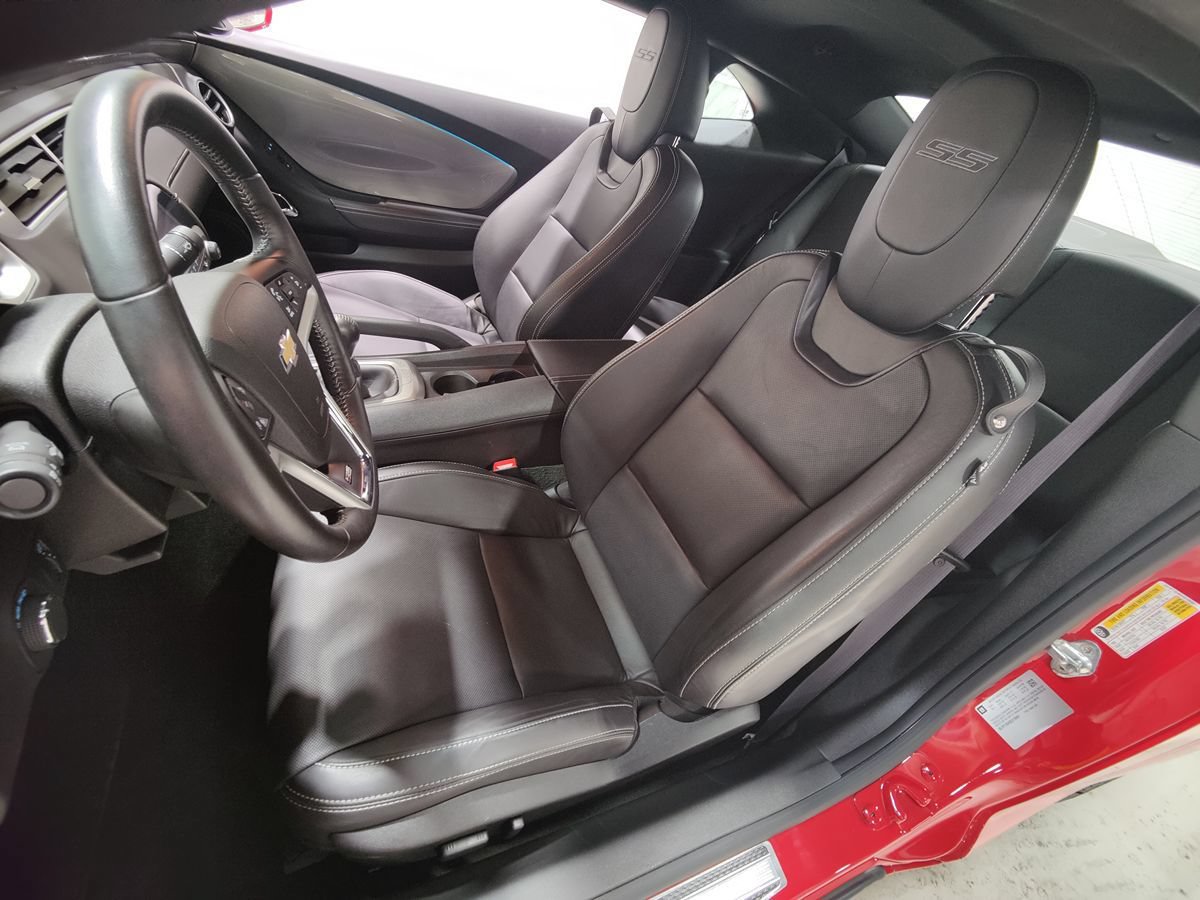 Used 2012 Chevrolet Camaro SS w/ RS Package RWD image 32