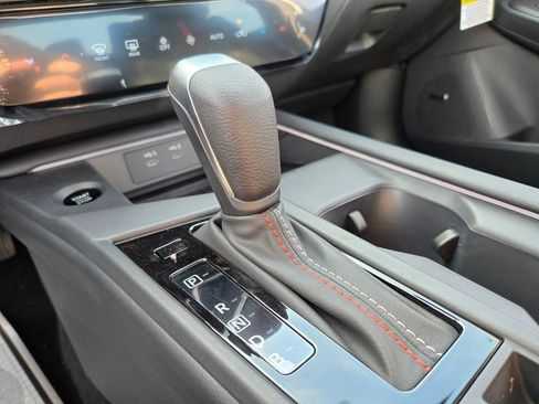 New 2026 Nissan Sentra SR w/ SR Premium Package image 8