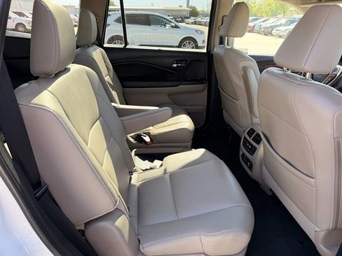 Used 2018 Honda Pilot Elite image 4