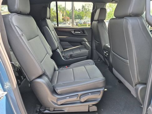 New 2026 GMC Yukon XL Denali w/ Sun & Power Step Package AWD/4WD image 24