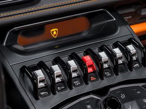 Used 2017 Lamborghini Huracan LP 580-2 image 25