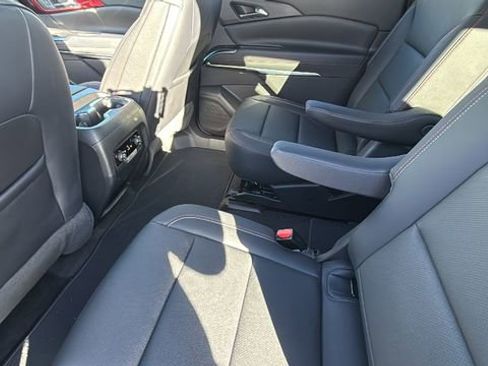 Certified 2025 Chevrolet Traverse Z71 w/ LPO, Floor Liner Package image 8