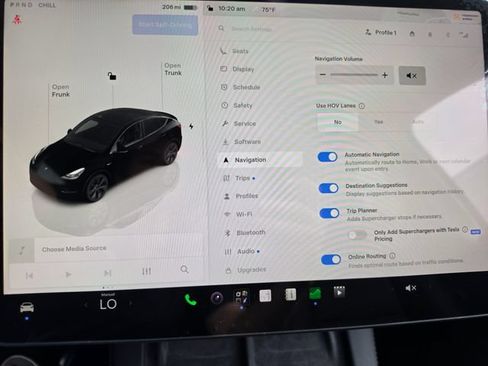 Used 2025 Tesla Model Y Long Range AWD/4WD image 58