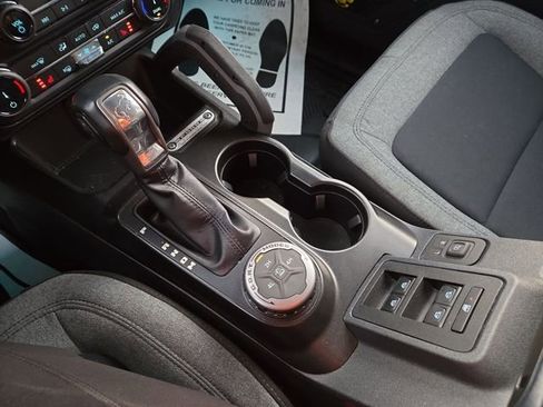 Used 2022 Ford Bronco Big Bend image 22