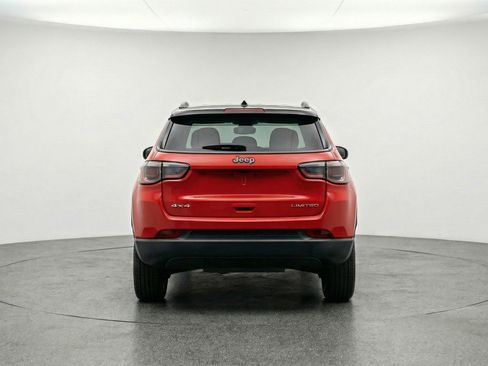 Used 2025 Jeep Compass Limited AWD/4WD image 7