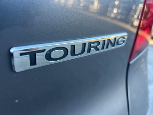 Used 2017 Honda Pilot Touring image 20