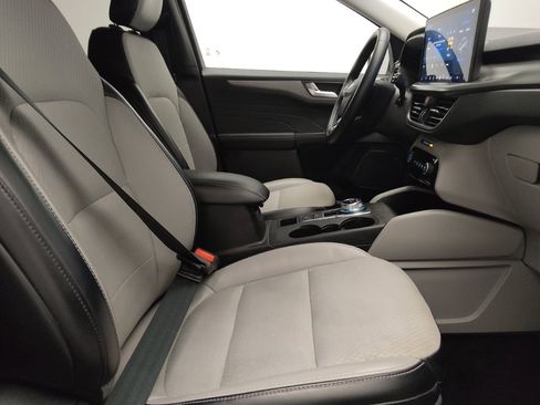 Used 2024 Ford Escape SE FWD image 21