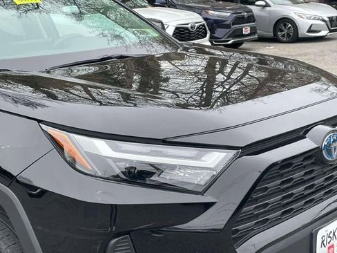 Certified 2023 Toyota RAV4 XLE w/ Convenience Package image 10