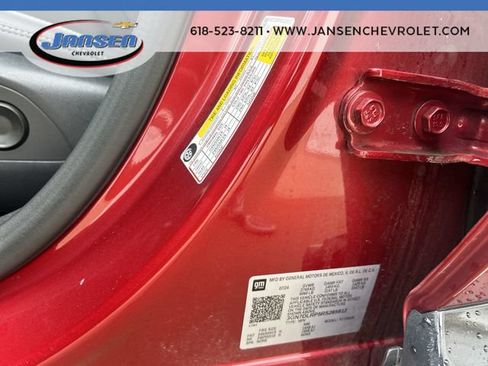 Used 2024 Chevrolet Equinox EV LT w/ LPO, All-Weather Mat Package FWD image 32