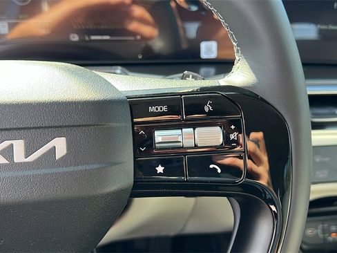 New 2026 Kia Sorento EX image 17