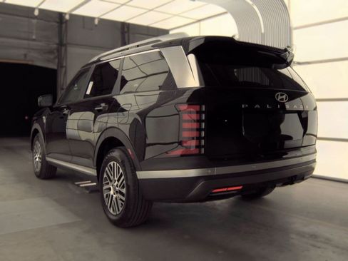 Used 2026 Hyundai Palisade SEL FWD image 4