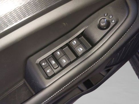 New 2025 Jeep Grand Cherokee Altitude RWD image 30