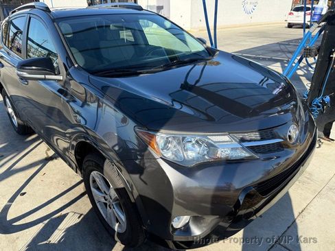 Used 2013 Toyota RAV4 XLE image 3