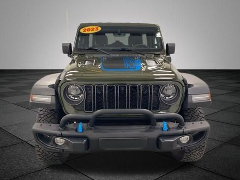 Used 2023 Jeep Wrangler Unlimited Rubicon 4xe AWD/4WD image 2