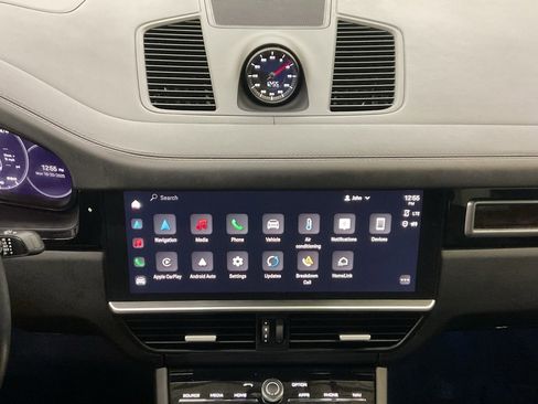 Used 2023 Porsche Cayenne GTS image 13