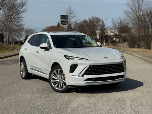 New 2026 Buick Envision Avenir image 2