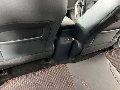 Certified 2025 Nissan Kicks SR FWD image 42