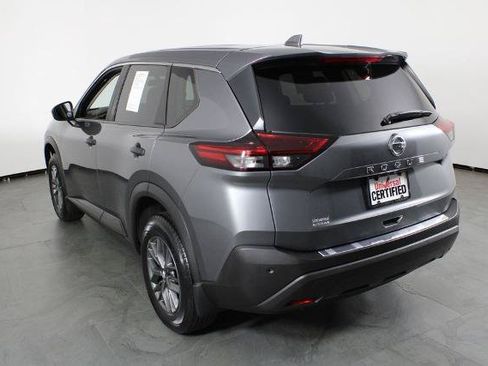 Certified 2021 Nissan Rogue S FWD image 16