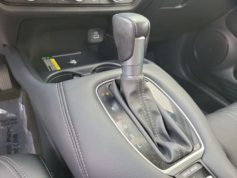 Used 2024 Honda HR-V EX-L image 24