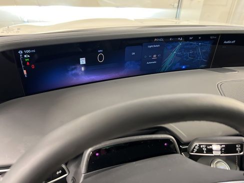 New 2026 Lincoln Nautilus Premier image 23