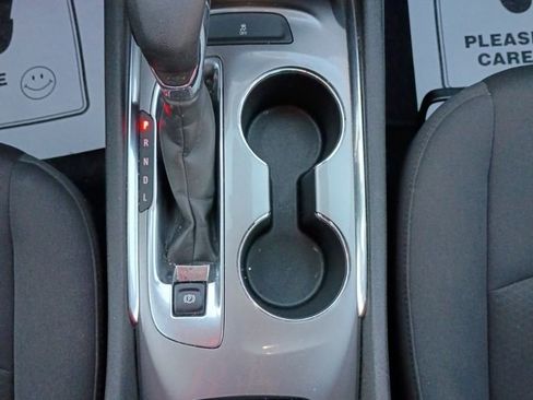 Used 2023 Chevrolet Malibu LT image 25