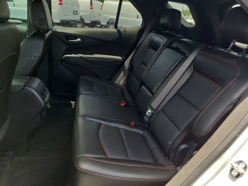 Used 2022 Chevrolet Equinox RS w/ RS Leather Package FWD image 25