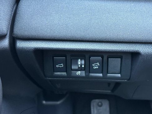 Used 2022 Subaru Outback Premium AWD/4WD image 30