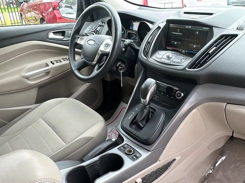 Used 2014 Ford Escape SE w/ Equipment Group 201A AWD/4WD image 17