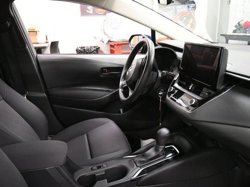 Certified 2024 Toyota Corolla LE FWD image 27