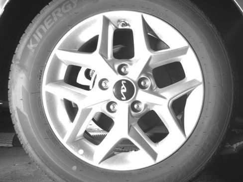 Used 2025 Kia Soul LX w/ LX Technology Package FWD image 18