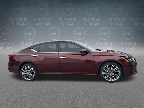 Used 2023 Nissan Altima 2.5 SL AWD/4WD image 41