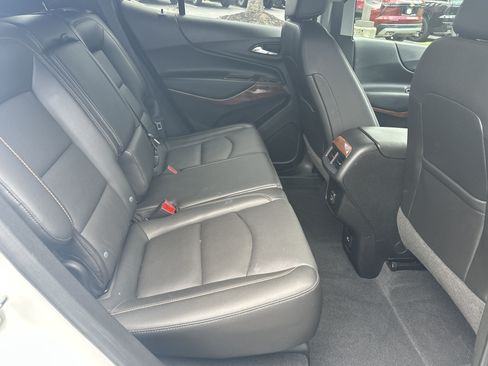 Certified 2020 Chevrolet Equinox LT w/ Sport Edition FWD image 15
